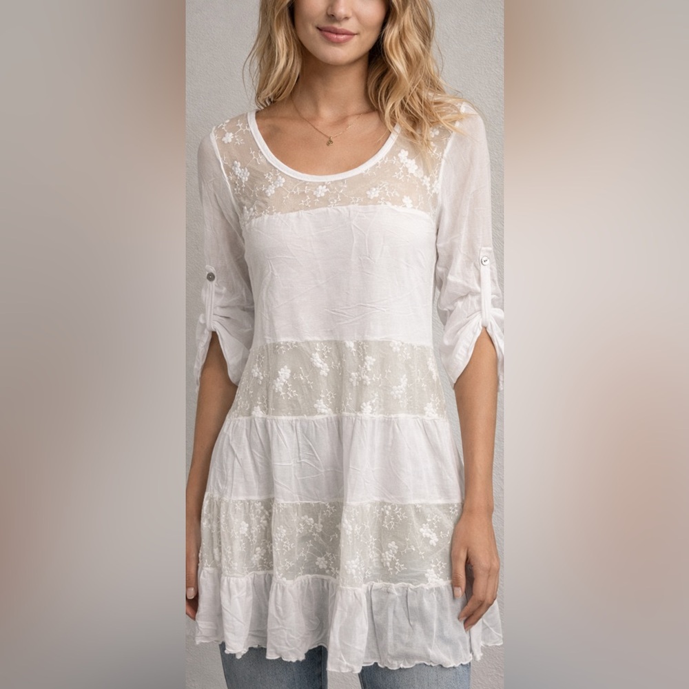 Chic‎ White Floral Women's Blouse